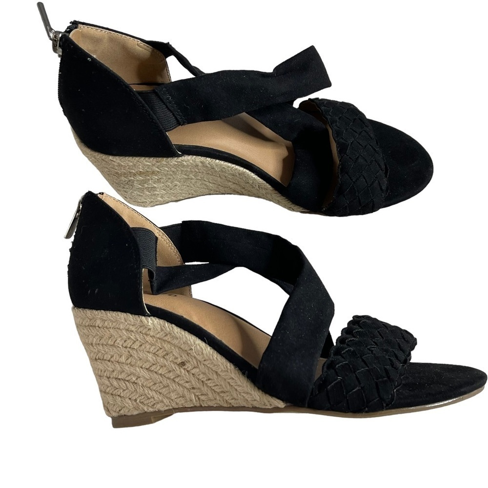 Torrid Size 7 midi wedge NWT Sandle shoes